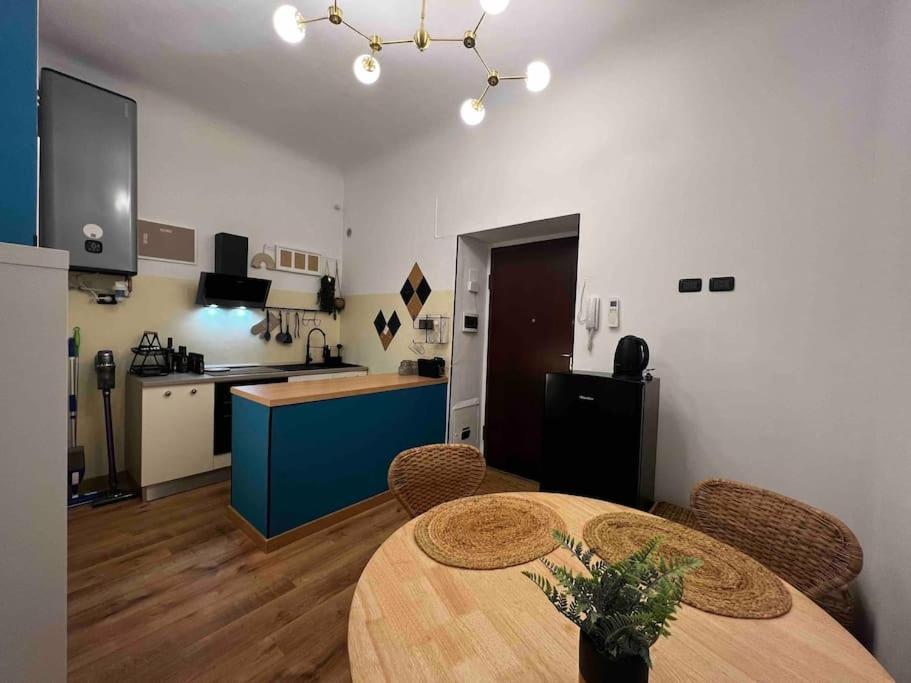 La Regina Delle Locazioni Ai Navigli 1 Appartamento *