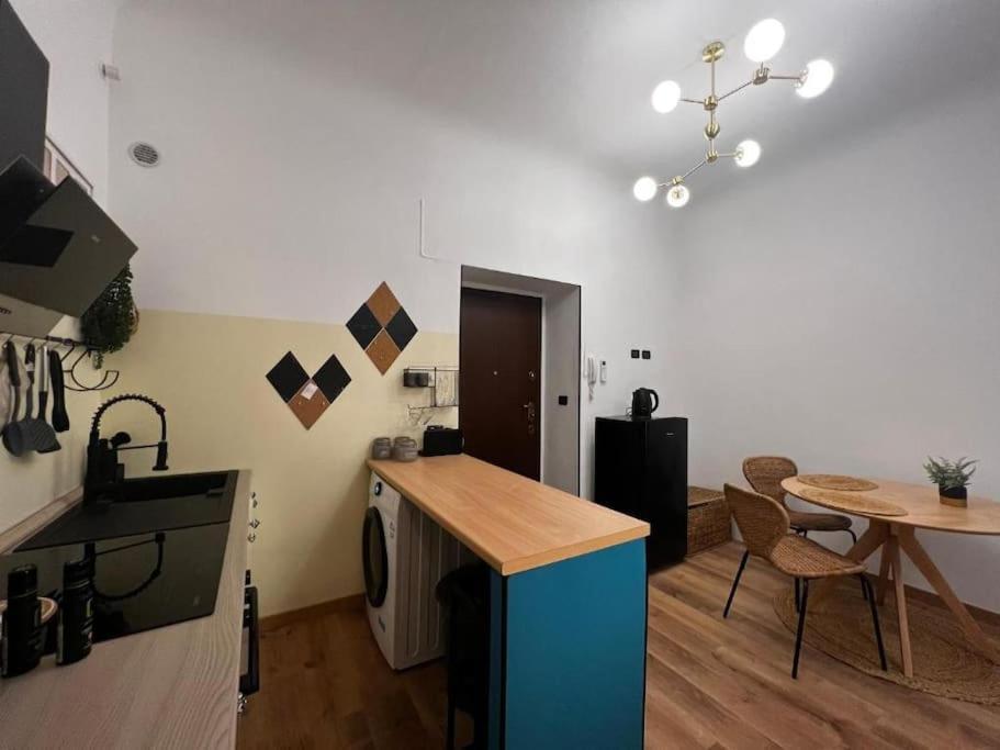 Appartamento La Regina Delle Locazioni Ai Navigli 1 *